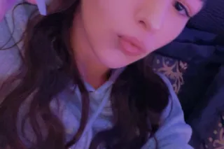 Im Available 😘 - 24 - Image 2