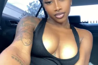 BEST HEAD YOULL EVER RECIEVE 💋... - Image 1