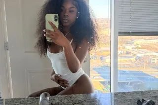 Cute enough to stare, bad enou... - Image 1