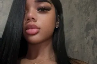 PRETTY BROWNSKINNED FAT ASS 🥰 ... - Image 1