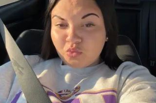 spicy white girl conent creato... - Image 2