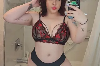 Your Favorite White Girl With ... - Image 3