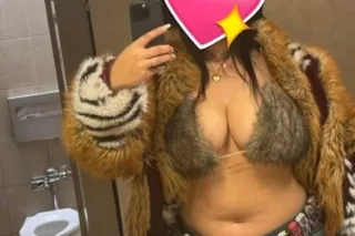 Latina girl🔥Hermoso❤100% Real👅... - Image 1