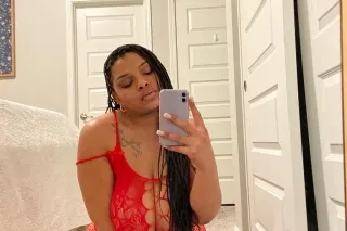 Sweet Ebony here for your fant... - Image 1