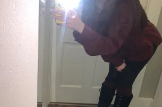 come see me 💋 - Image 1