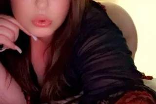 thick and sweet 🍭💋😝 ( 🎥 Ask about my content📸) - Image 6