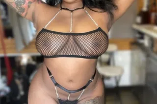 🍭BEAUTIFUL HOT GIRL WITH SEXY ... - Image 1