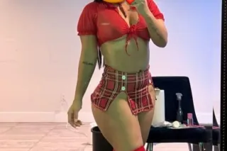 LATINAS AVAILABLE INCALL - Image 2