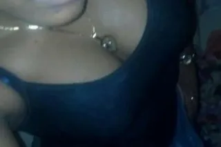 IM AVAILABLE GIRL SEXY - 26 - Image 4