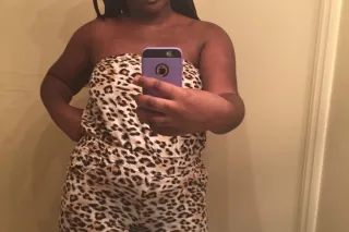 Ms.Pretty Pussy - Image 5