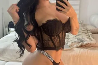 Hi babe, I'm new in the area..... - Image 3