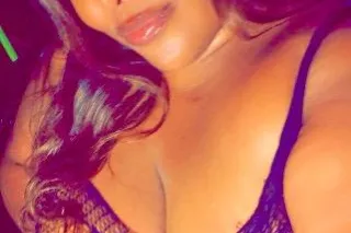 BBW POLE DRAINER VISITING PARK... - Image 3