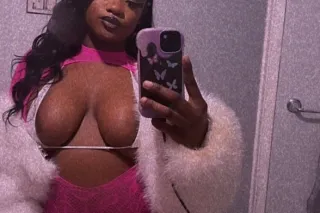 LETS HAVE SOME FUN💦💋 - 19 - Image 1