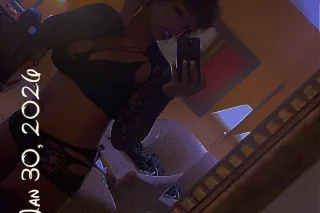 ☕Hot coco and a show📸💦 - Image 2