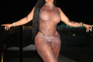 🌺 SMOKING HOT SPANISH DOLL REA... - Image 1