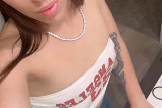 Naughty Nicki is back only for a short time! - Image 10