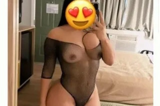 available now love - 26 - Image 1