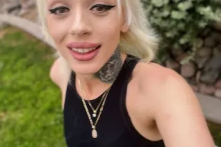 petite tatted blondie ready now!! - Image 6