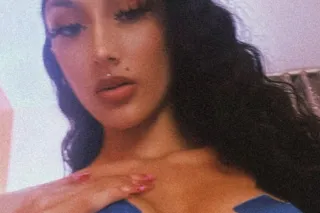 ✨💕sexy latina 💕✨ available now... - Image 4