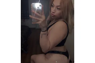 HI MY NAME IS FANTASY 🤩 CUM FU... - Image 1