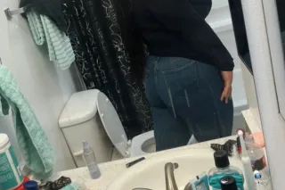 SOAKING WET LATINA READY TO PL... - Image 2