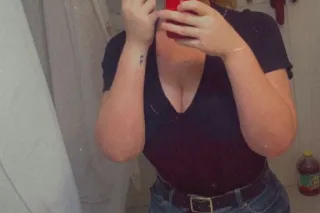 Big, Bold and Beautiful! - Bodacious, Busty and Bootilicious Brunette! - Image 6