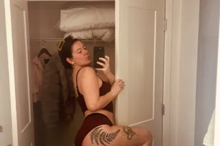 Lola The Bunny 🐰 - 24 - Image 1