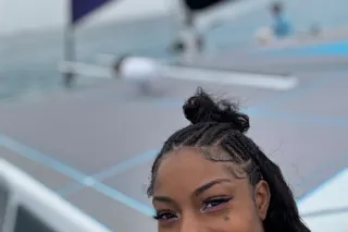 Honolulu, I'm here to see you ... - Image 1