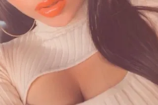 HEYY IM NEW IN TOWN COME SEE A... - Image 3