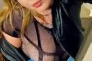 dripping wettt 💦 penny lane will drive you insane. - Image 8