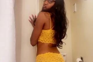 sexy petite mami 💦😋🫶🏽 - 23 - Image 1