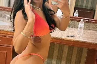 puerto rican hottie with a bod... - Image 4