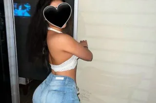 Brenda❤ Soy una chica atractiv... - Image 2