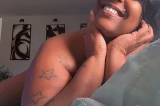 YOUR PLUS SIZED FAV 💋 - 35 - Image 2