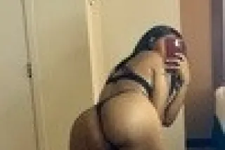 😻💦 it’s been raining all week 🌧 perfect weather to stay in and get a little naughty 😈 🔥 - Image 7