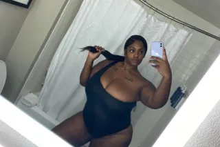 THICK AND JUICY - 27 - Image 2