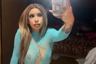 SLIM THICK LATINA - 22 - Image 2