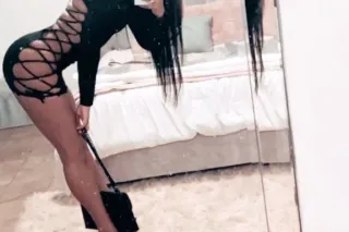 INCALL - 22 - Image 3