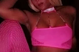 new in town looking for fun - Image 5