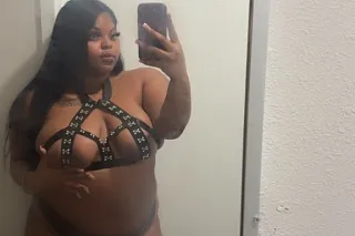 5⭐⭐⭐⭐⭐SUPERSOAKIN FREAK 💦😝💋‼ - Image 2