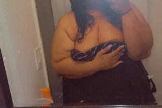 blak lushes bbw girly with.curvy body - Image 5