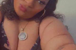 blak lushes bbw girly with.curvy body - Image 6
