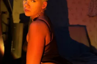 REAL Sexy Snow Bunny - Image 8