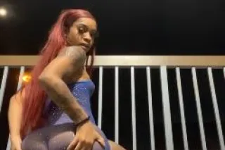 sweet & petite 💞🫦 ebony doll 💕... - Image 1