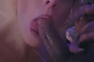 🥳💜SEXY, BLONDE PETITE SPINNER🙉💯 - Image 8