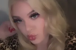 Thickkkk Green Eyed Blonde Bombshell🫦🫧🍑🩷 - Image 3