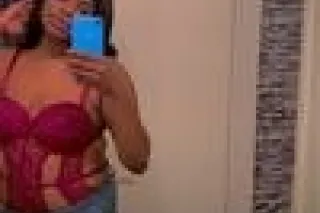 ✨💦 Sηεαк αωαү & comε ρℓαү 😝🍫 I... - Image 2