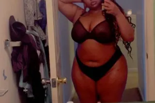 Hey my freaks in the sheets!!🥰... - Image 1