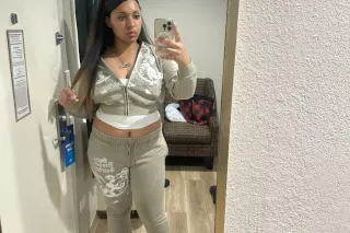 Wednesday baby cum see me 😫😍 -... - Image 3