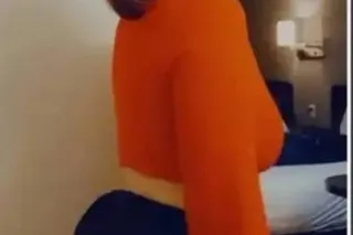 HEYY YALL ITS BROOKE! CARPLAY ... - Image 3